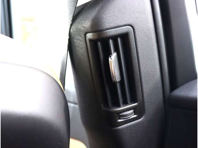 ボルボ ＸＣ６０ Ｄ４ ＡＷＤ インスクリプション ディーゼルターボ ４ＷＤ H30年 (近畿) 99