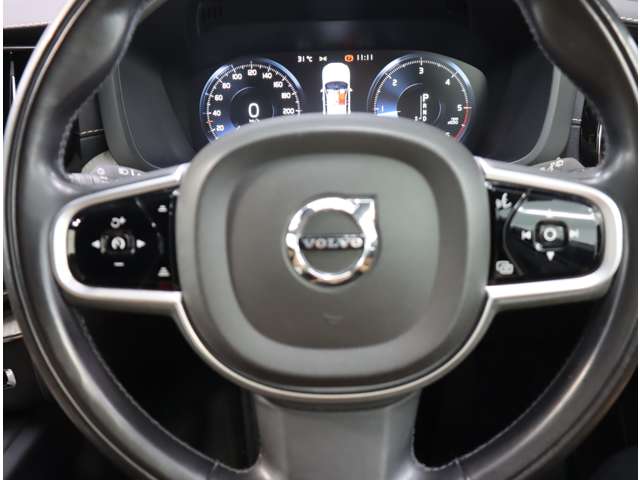 ボルボ ＸＣ６０ Ｄ４ ＡＷＤ インスクリプション ディーゼルターボ ４ＷＤ H30年 (近畿) 99