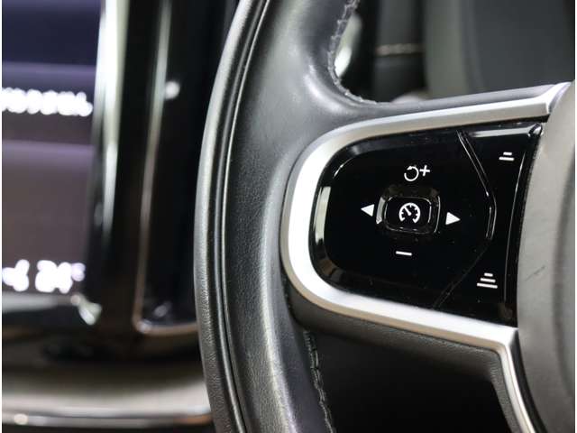 ボルボ ＸＣ６０ Ｄ４ ＡＷＤ インスクリプション ディーゼルターボ ４ＷＤ H30年 (近畿) 99