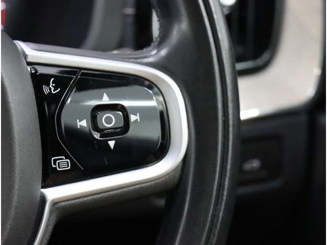 ボルボ ＸＣ６０ Ｄ４ ＡＷＤ インスクリプション ディーゼルターボ ４ＷＤ H30年 (近畿) 99