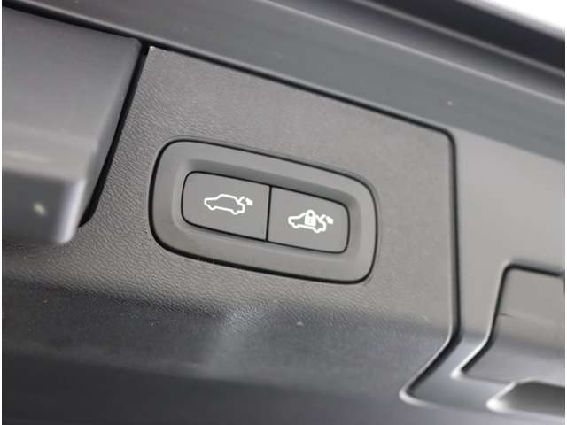 ボルボ ＸＣ６０ Ｄ４ ＡＷＤ インスクリプション ディーゼルターボ ４ＷＤ H30年 (近畿) 99