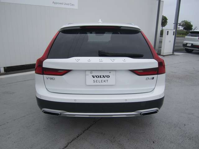 ボルボ Ｖ９０クロスカントリー Ｄ４ ＡＷＤ ディーゼルターボ ４ＷＤ R2年 (四国) 99