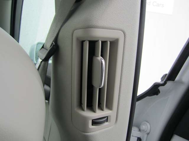 ボルボ Ｖ９０クロスカントリー Ｄ４ ＡＷＤ ディーゼルターボ ４ＷＤ R2年 (四国) 99