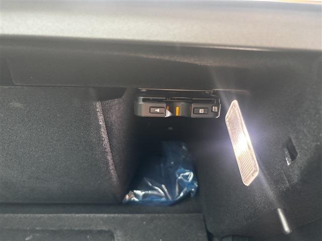 プジョー ３００８ ＧＴライン ブルーＨＤＩ ディーゼルターボ R2年 (東北) 99