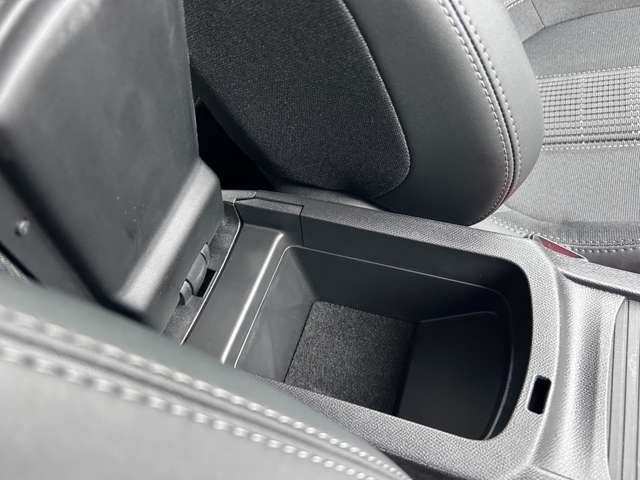 プジョー ３０８ アリュール ブルーＨＤＩ ディーゼルターボ R2年 (東北) 99