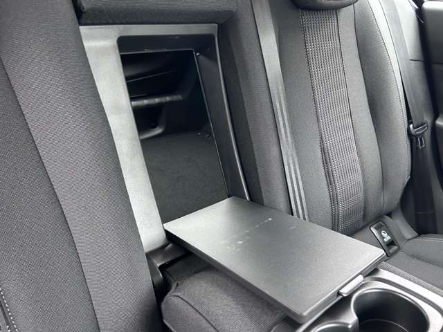 プジョー ３０８ アリュール ブルーＨＤＩ ディーゼルターボ R2年 (東北) 99