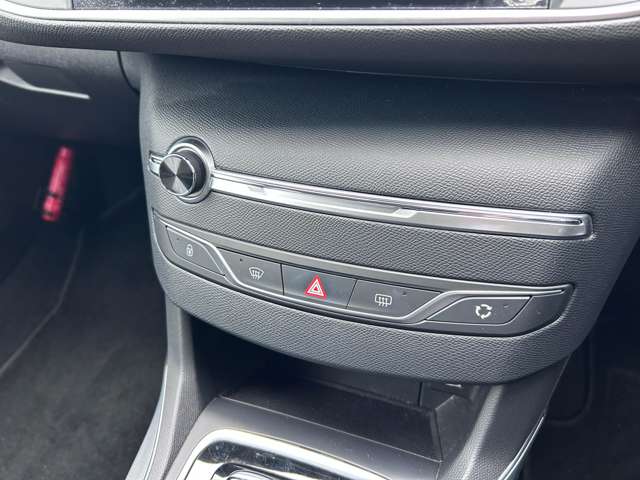 プジョー ３０８ アリュール ブルーＨＤＩ ディーゼルターボ R2年 (東北) 99