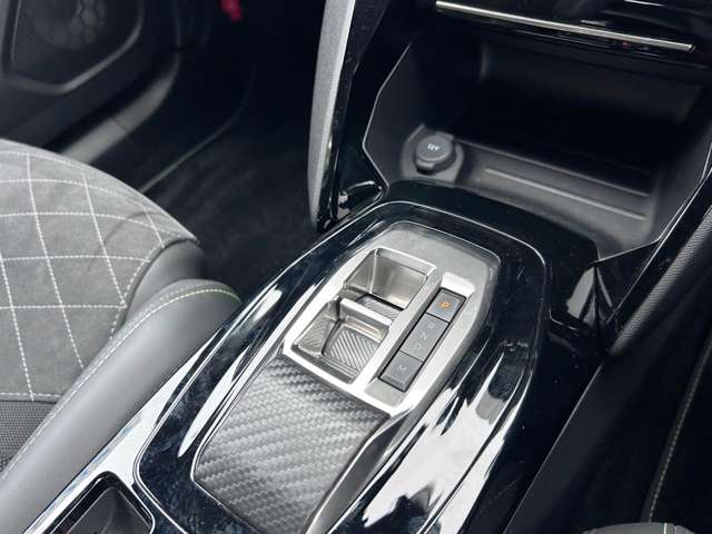 プジョー ＳＵＶ ２００８ ＧＴ ブルーＨＤＩ ディーゼルターボ R4年 (東北) 99