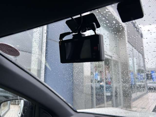 プジョー ３００８ ＧＴ ブルーＨＤＩ レッド ナッパ ディーゼルターボ R3年 (東北) 99