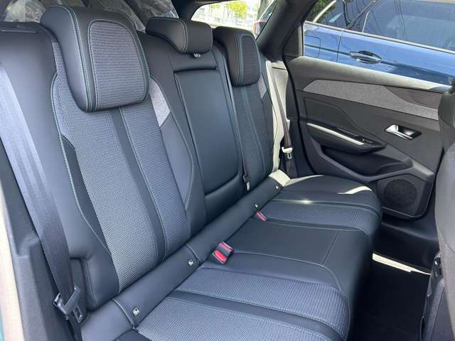 プジョー ３０８ＳＷ アリュール ブルーＨＤＩ ディーゼルターボ R5年 (東北) 99