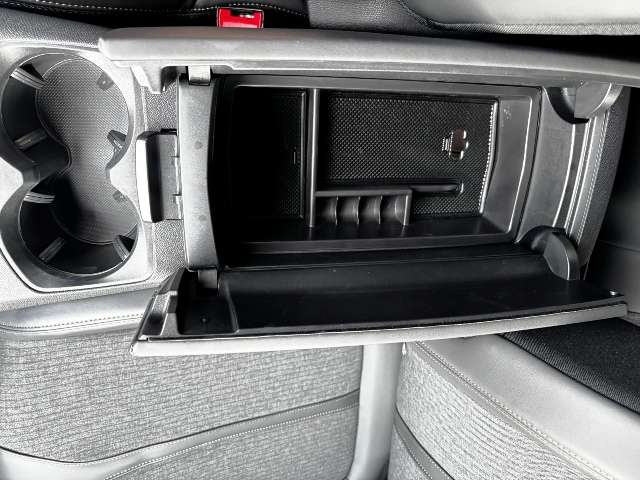 プジョー ３００８ ＧＴライン H30年 (東北) 99