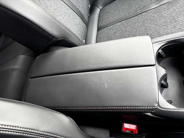 プジョー ３００８ ＧＴライン H30年 (東北) 99