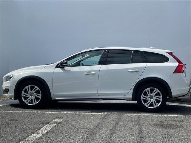 ボルボ Ｖ６０クロスカントリー Ｄ４ ＳＥ ディーゼルターボ H28年 (東北) 99