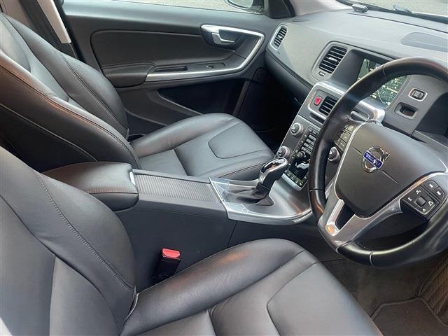 ボルボ Ｖ６０クロスカントリー Ｄ４ ＳＥ ディーゼルターボ H28年 (東北) 99