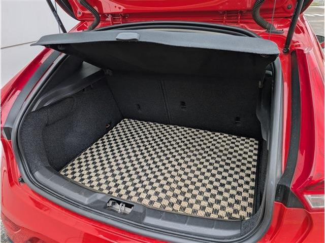 ボルボ Ｖ４０ Ｔ３　インスクリプション H29年 (東北) 99