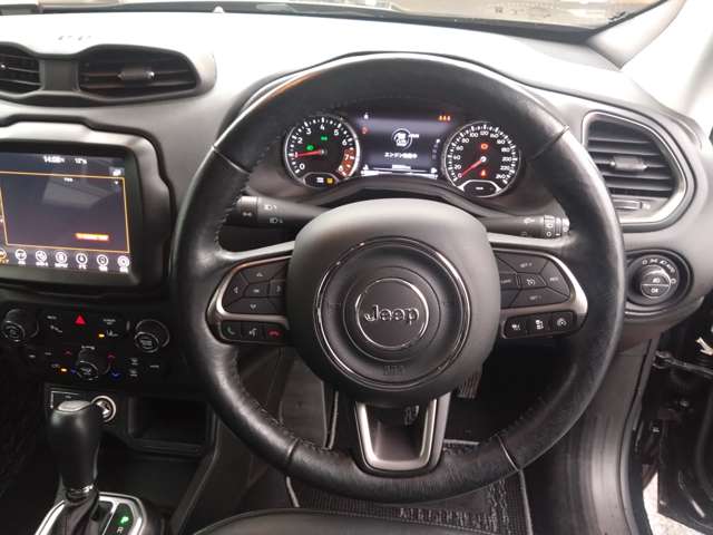 ジープ レネゲード リミテッド R3年 (東北) 99