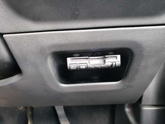 シトロエン Ｃ３ ＥＬＬＥ H30年 (東北) 99