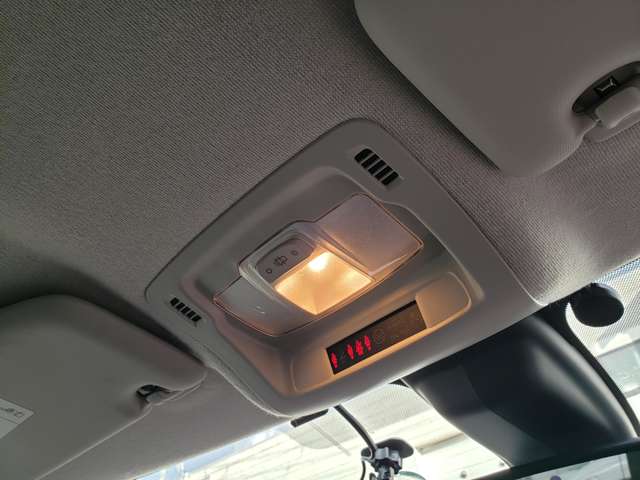 シトロエン Ｃ３ ＥＬＬＥ H30年 (東北) 99