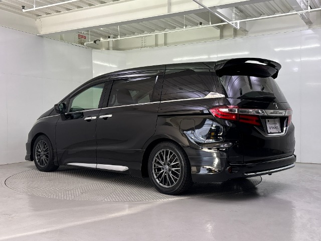 ホンダ オデッセイ ２．４ アブソルート ２０ＴＨアニバーサリー パッケージ H27年 (東海) 99