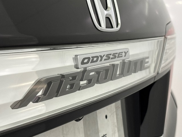 ホンダ オデッセイ ２．４ アブソルート ２０ＴＨアニバーサリー パッケージ H27年 (東海) 99