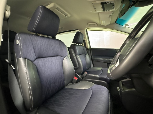 ホンダ オデッセイ ２．４ アブソルート ２０ＴＨアニバーサリー パッケージ H27年 (東海) 99