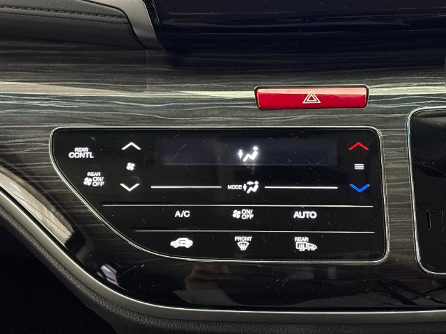 ホンダ オデッセイ ２．４ アブソルート ２０ＴＨアニバーサリー パッケージ H27年 (東海) 99