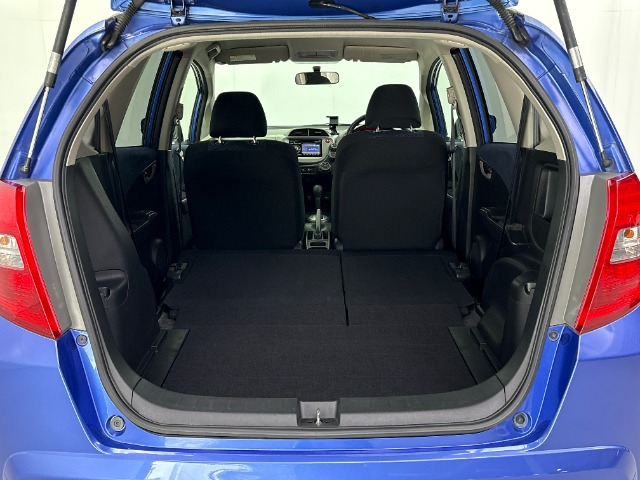 ホンダ フィット １．３ Ｇ H22年 (東海) 99