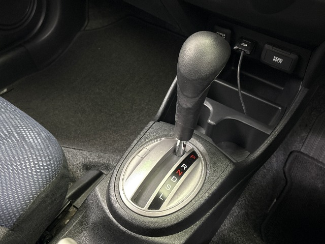 ホンダ フィット １．３ Ｇ H22年 (東海) 99