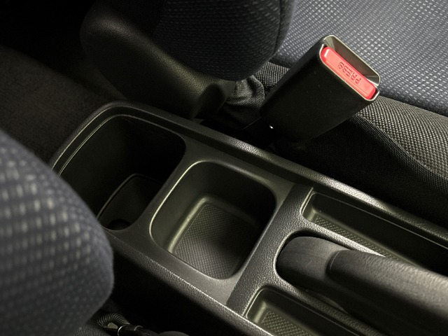 ホンダ フィット １．３ Ｇ H22年 (東海) 99