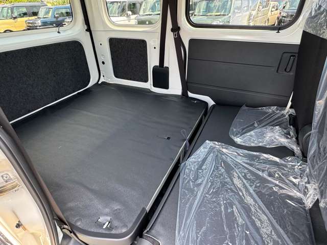 ダイハツ ハイゼットカーゴ ６６０ デラックス R7年 (関東) 99