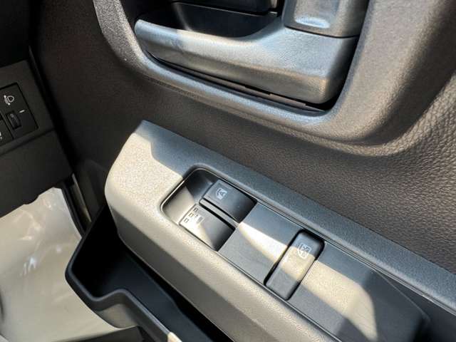 ダイハツ ハイゼットカーゴ ６６０ デラックス R7年 (関東) 99