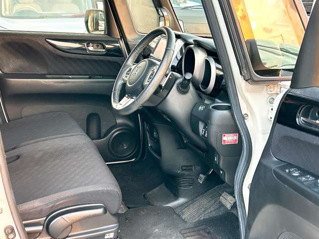 ホンダ Ｎ　ＢＯＸ ６６０ カスタムＧ ターボＳＳパッケージ H26年 (九州・沖縄) 99