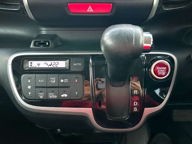 ホンダ Ｎ　ＢＯＸ ６６０ カスタムＧ ターボＳＳパッケージ H26年 (九州・沖縄) 99