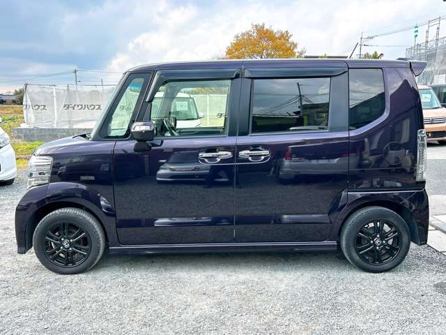 ホンダ Ｎ　ＢＯＸ ６６０ カスタムＧ ＳＳパッケージ ブラックスタイル H29年 (九州・沖縄) 99