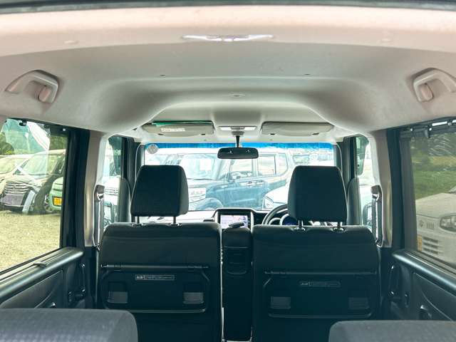 ホンダ Ｎ　ＢＯＸ ６６０ カスタムＧ ＳＳパッケージ ブラックスタイル H29年 (九州・沖縄) 99