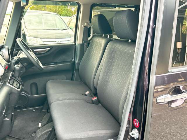 ホンダ Ｎ　ＢＯＸ ６６０ カスタムＧ ＳＳパッケージ ブラックスタイル H29年 (九州・沖縄) 99