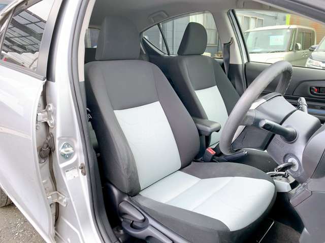 トヨタ アクア １．５ Ｓ H26年 (九州・沖縄) 99