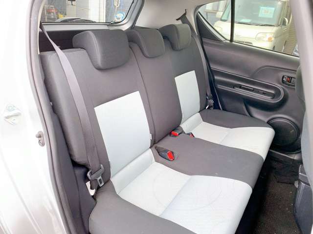 トヨタ アクア １．５ Ｓ H26年 (九州・沖縄) 99