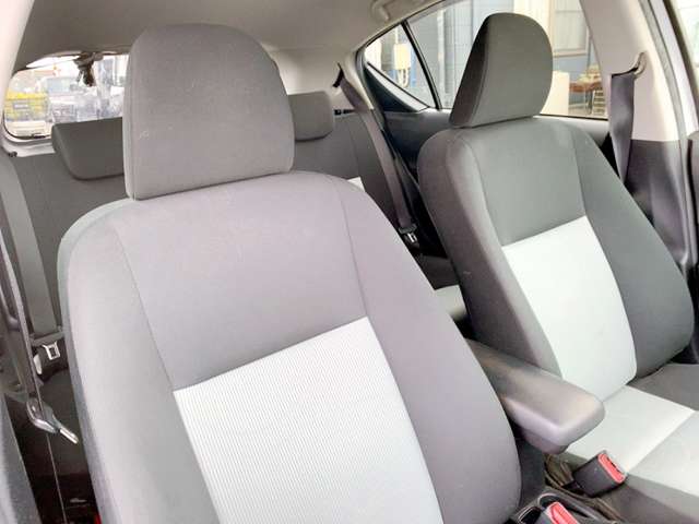 トヨタ アクア １．５ Ｓ H26年 (九州・沖縄) 99