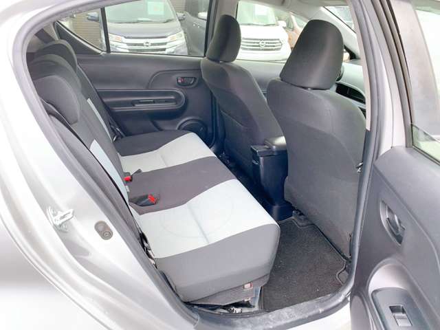 トヨタ アクア １．５ Ｓ H26年 (九州・沖縄) 99