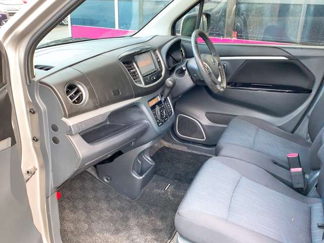 スズキ ワゴンＲ ６６０ スティングレー Ｘ H28年 (九州・沖縄) 99