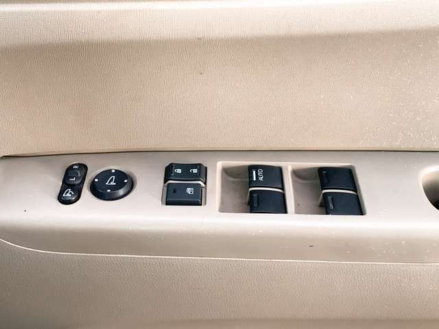 ホンダ Ｎ　ＢＯＸ ６６０ Ｇ Ｌパッケージ H25年 (九州・沖縄) 99