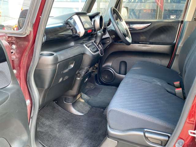 ホンダ Ｎ　ＢＯＸ ６６０ カスタムＧ Ｌパッケージ ４ＷＤ H25年 (九州・沖縄) 99