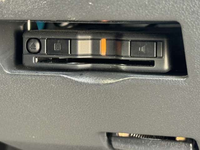 ダイハツ ブーン １．０ シルク Ｇパッケージ ＳＡＩＩＩ R5年 (九州・沖縄) 99