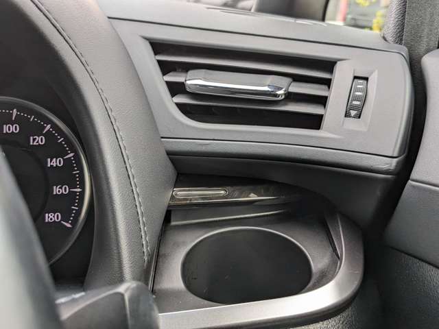 トヨタ ヴェルファイア ２．５ Ｚ Ａエディション ゴールデンアイズ H28年 (九州・沖縄) 99