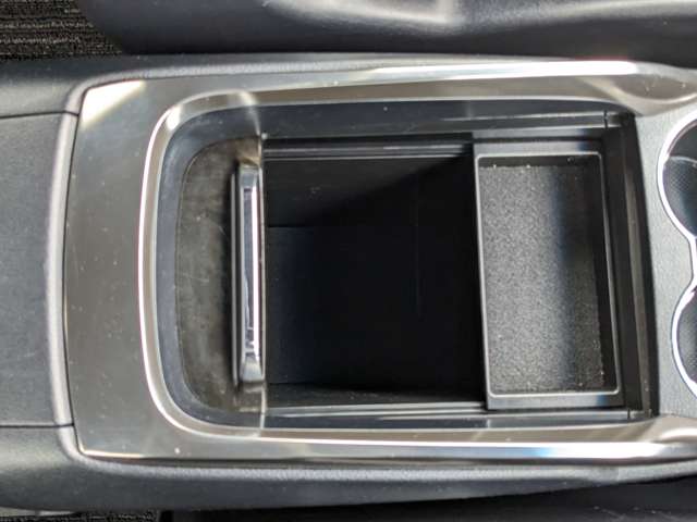 トヨタ ヴェルファイア ２．５ Ｚ Ａエディション ゴールデンアイズ H28年 (九州・沖縄) 99