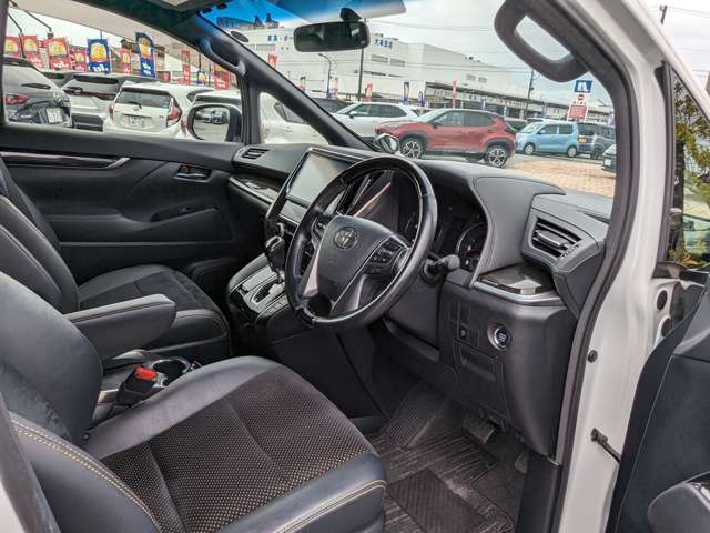 トヨタ ヴェルファイア ２．５ Ｚ Ａエディション ゴールデンアイズ H28年 (九州・沖縄) 99