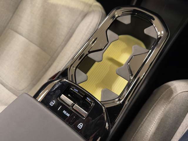 ボルボ ＥＸ３０ ウルトラシングルモーター　エクステンデッドレンジ R6年 (関東) 99