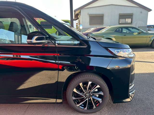 トヨタ ノア １．８ ハイブリッド Ｓ－Ｚ R7年 (東海) 99