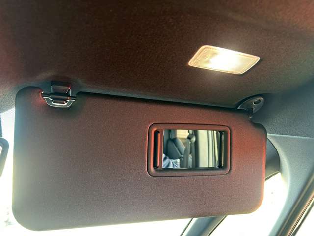 トヨタ ノア １．８ ハイブリッド Ｓ－Ｚ R7年 (東海) 99